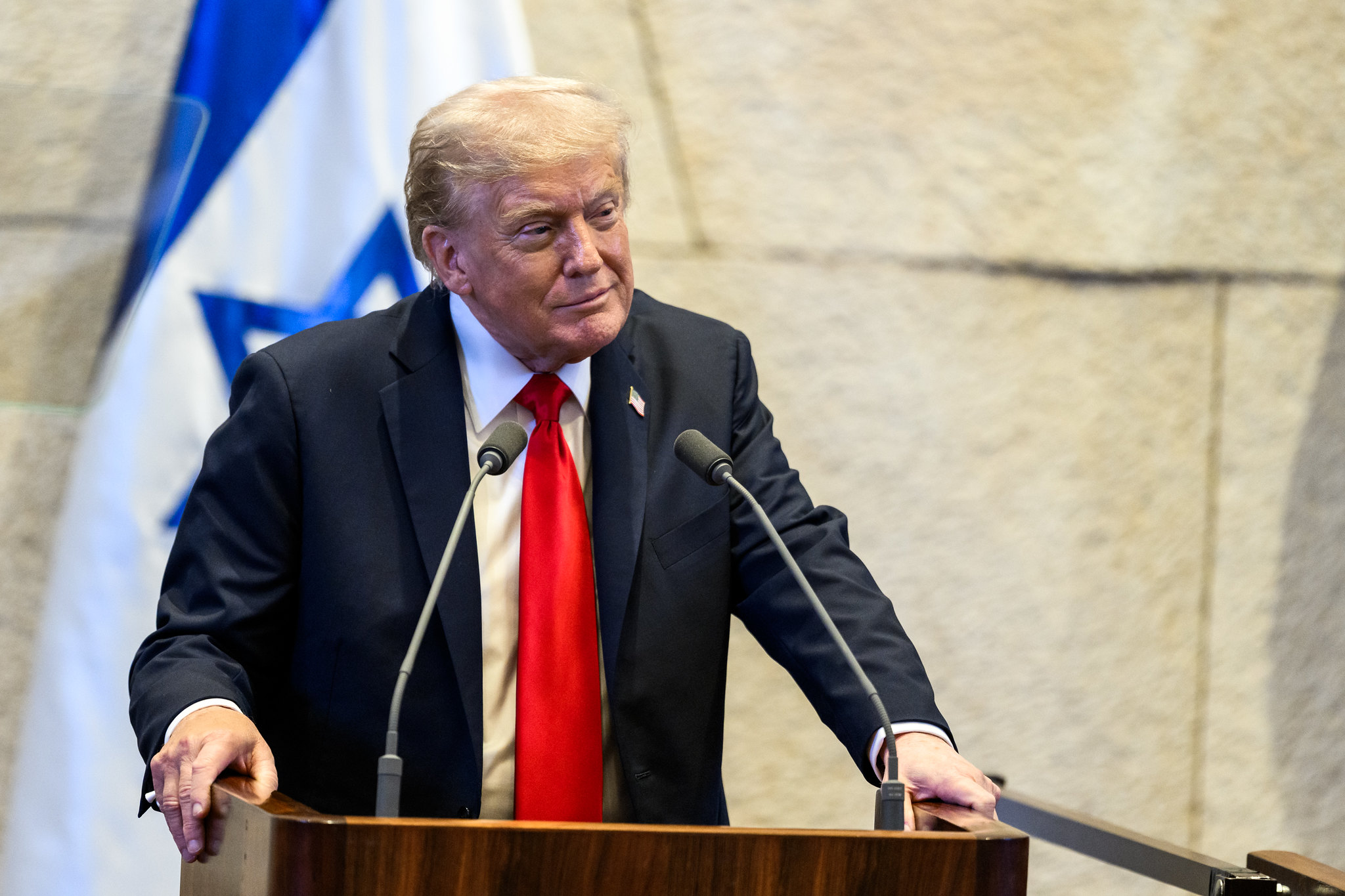 A festival of obsequiousness – Trump at the Knesset and Sharm el-Sheikh